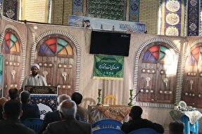 عکس | همایش فعالان جلسات خانگی قرآن در فلارد