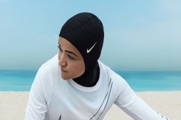 Nike Şirketi 'hicablı spor ' kıyafeti satmaya başladı