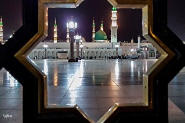 Məscidün-Nəbi, Peyğəmbərin (s) dəfn olunduğu yer