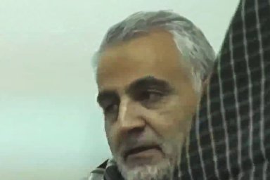 فیلم/ حاج قاسم روضه می‌خواند