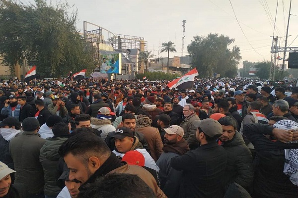 آغاز تظاهرات کفن‌پوشان عراقی‌ها در مخالفت با حضور نیروهای آمریکایی
