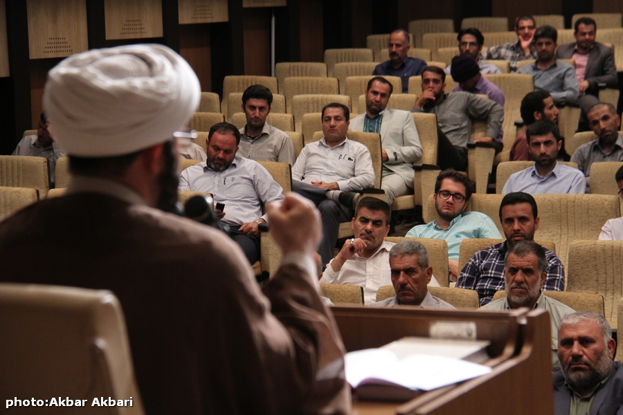 دوره آموزشی تخصصی «نقش امر به معروف و نهی از منکر در جامعه سازی» دوره آموزشی تخصصی «نقش امر به معروف و نهی از منکر در جامعه سازی»