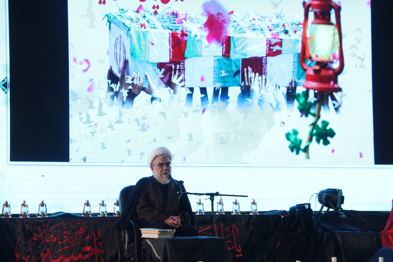 وداع مردم شهرکرد با شهدای گمنام به روایت تصویر