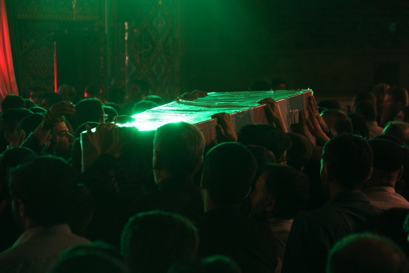 وداع مردم شهرکرد با شهدای گمنام به روایت تصویر