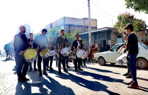 کاروان نمادین دشت کربلا در فرخشهر