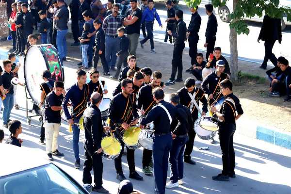 کاروان نمادین دشت کربلا در فرخشهر