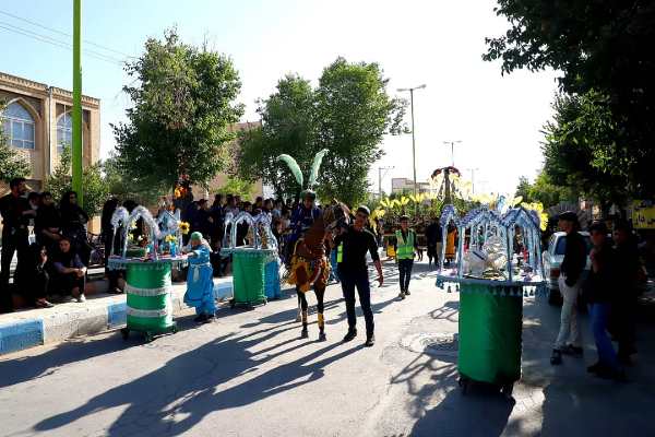 کاروان نمادین دشت کربلا در فرخشهر