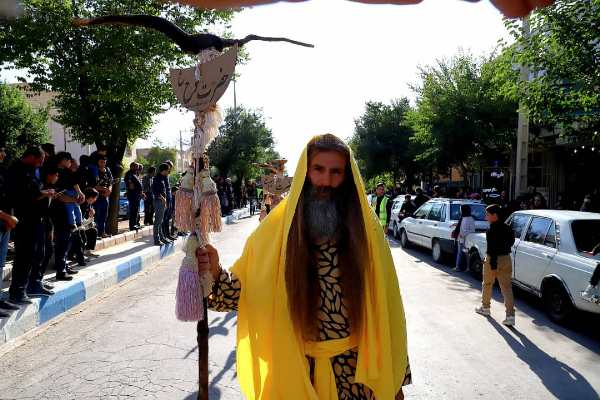 کاروان نمادین دشت کربلا در فرخشهر