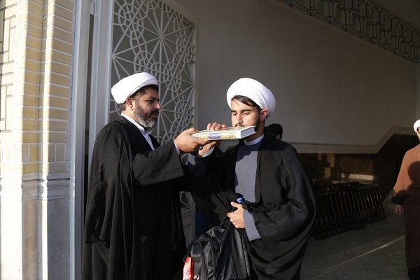 اعزام ۳۷ مبلغ از چهارمحالوبختیاری به موکبهای اربعین اعزام ۳۷ مبلغ از چهارمحالوبختیاری به موکبهای اربعین