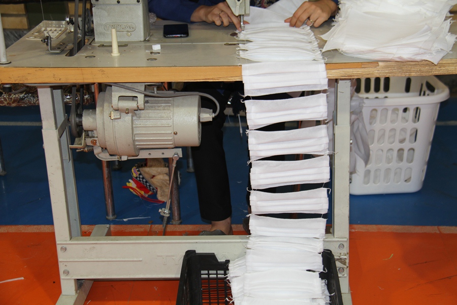 کارگاه مردمی تولید ماسک در فرخشهر