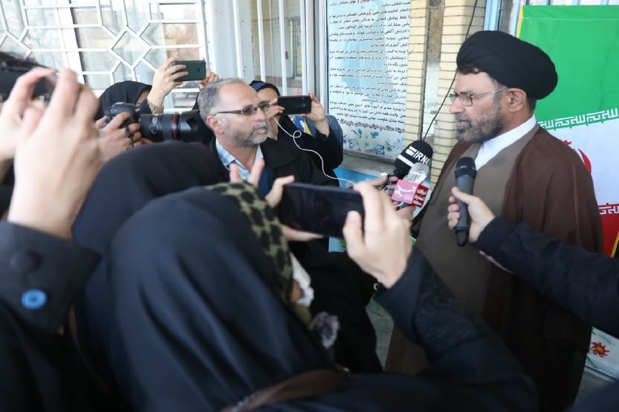 حجتالاسلام والمسلمین سیدامانالله حسینیصدر، مسئول نمایندگی ولیفقیه در سپاه حجتالاسلام والمسلمین سیدامانالله حسینیصدر، مسئول نمایندگی ولیفقیه در سپاه