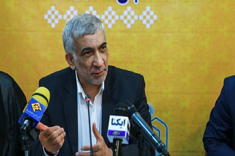 عبدالهادی فقهی زاده، استاد دانشگاه تهران عبدالهادی فقهی زاده، استاد دانشگاه تهران