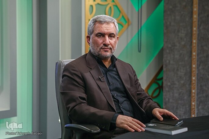 مراقب تحریف حادثه کربلا باشیم + فیلم