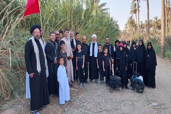 حضور کاروان اربعینی مجتمع آموزش عالی قرآن و حدیث در کربلا + عکس