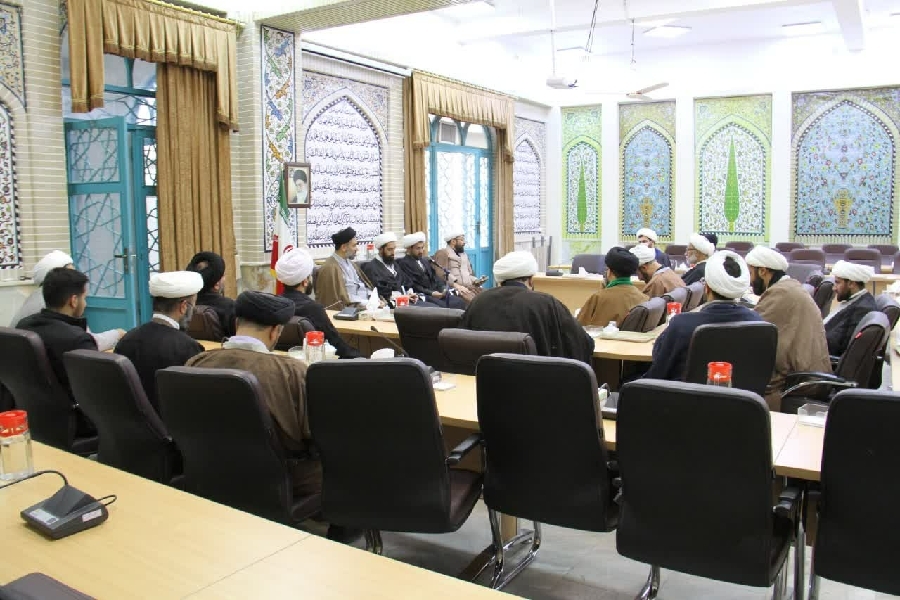 نشست کنشگری حوزه علمیه در انتخابات نشست کنشگری حوزه علمیه در انتخابات