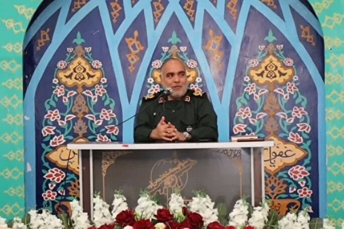 داشتن بصیرت نیازمند تشخیص حق از باطل است