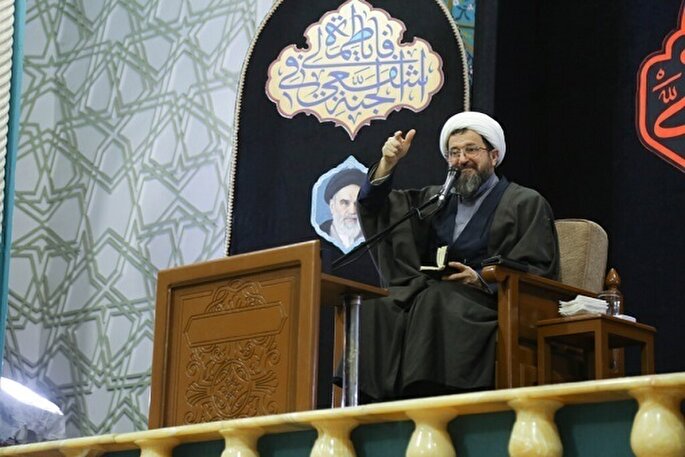 رمز موفقیت سردار سلیمانی جلب رضایت خداوند بود