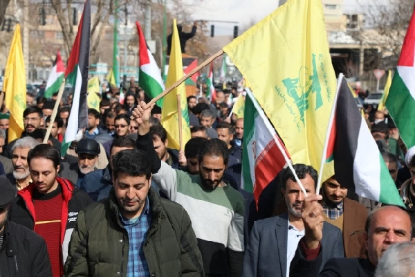 راهپیمایی در شهرکرد راهپیمایی در شهرکرد