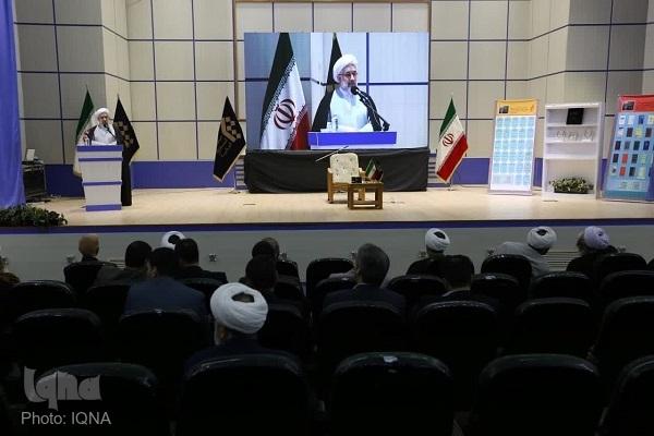 انقلاب اسلامی داعیه‌دار گفتمانی تمدنی در عالم است