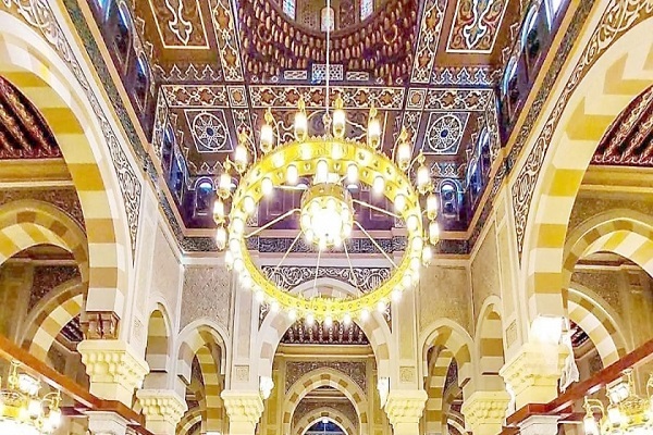 مسجد سیده زینب یک بنای عظیم اسلامی است