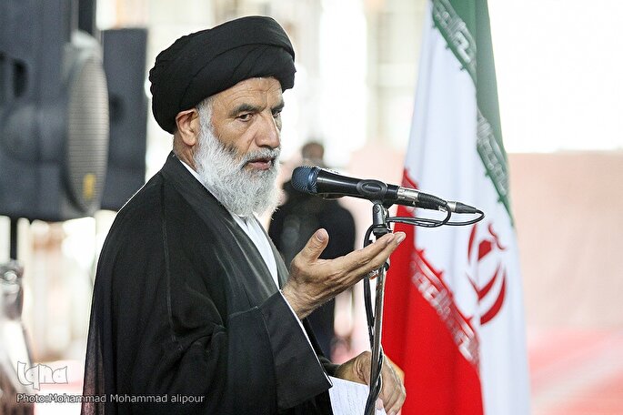 مردم با حضور حداکثری در انتخابات اقتدارآفرینی کنند