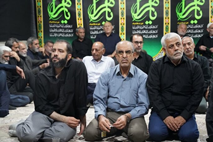 عکس | مراسم عزاداری در حسینیه دفتر امام جمعه خرم‌آباد
