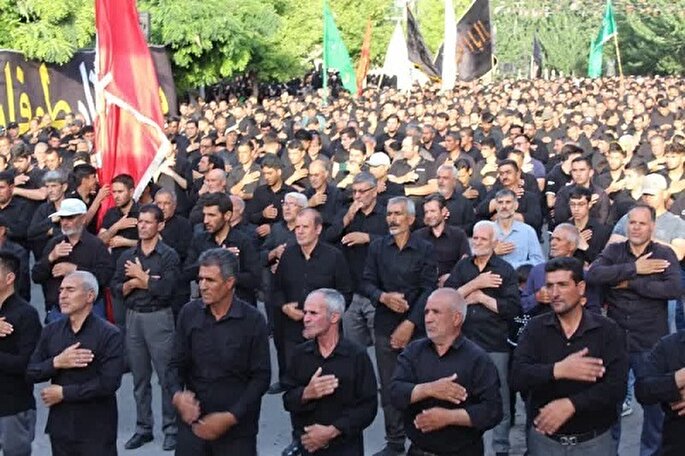 فیلم | اجتماع عزاداران حسینی شهر دلبران