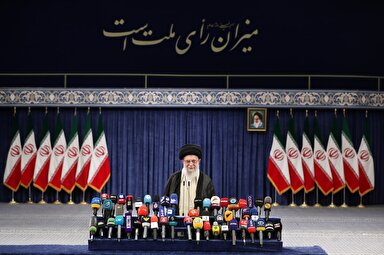 فیلم | حضور و بیانات رهبر معظم انقلاب در انتخابات ریاست جمهوری