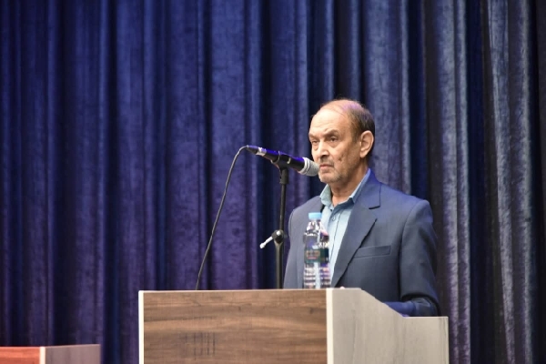 علی عابدی، رئیس دانشگاه معارف قرآن و عترت اصفهان علی عابدی، رئیس دانشگاه معارف قرآن و عترت اصفهان