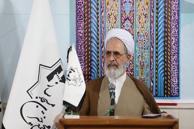 حوزه باید «مکتب اجتهاد ادبی» داشته باشد