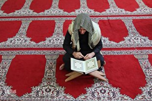 آیا خدا والی تو است