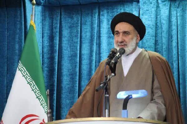 امام جمعه شهرکرد در خطبه های نماز جمعه