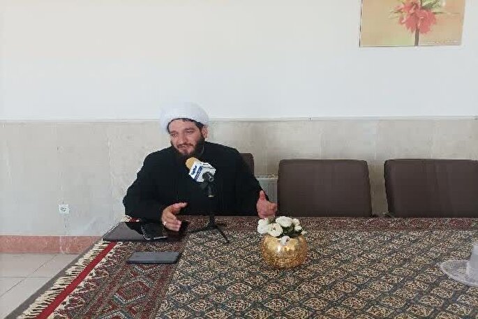 نجات از محاصره تبلیغاتی دشمن با اراده جمعی امکان‌پذیر است