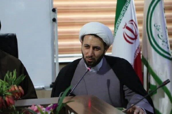 معاون فرهنگی، پژوهشی و آموزشی اداره‌کل تبلیغات اسلامی چهارمحال‌و‌بختیاری در تشریح جزئیات پیاده روی جاماندگان