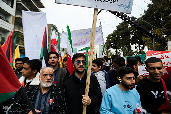 هرگونه مواجهه با ایران نتیجه‌ای جز عقب‌نشینی برای دشمنان ندارد