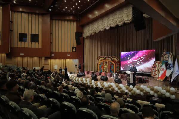 اختتامیه نخستین جشنواره ملی نمد در فرهنگسرای شهرکرد برگزار شد