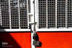 کرکره های پایین در شهرکرد