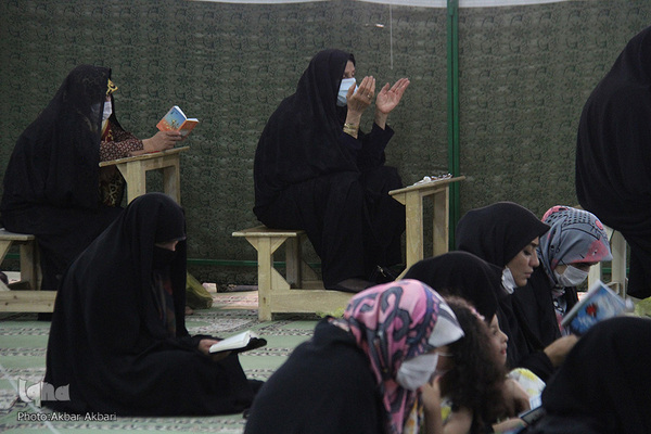 مراسم قرائت دعای عرفه در شهرکرد