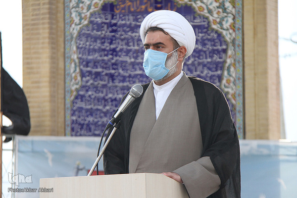 اهتزاز پرچم حسینی در شهرکرد