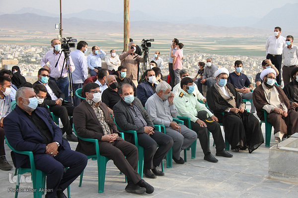 اهتزاز پرچم حسینی در شهرکرد