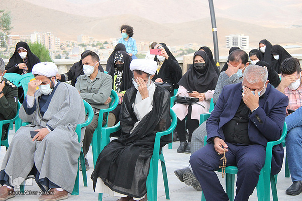 اهتزاز پرچم حسینی در شهرکرد