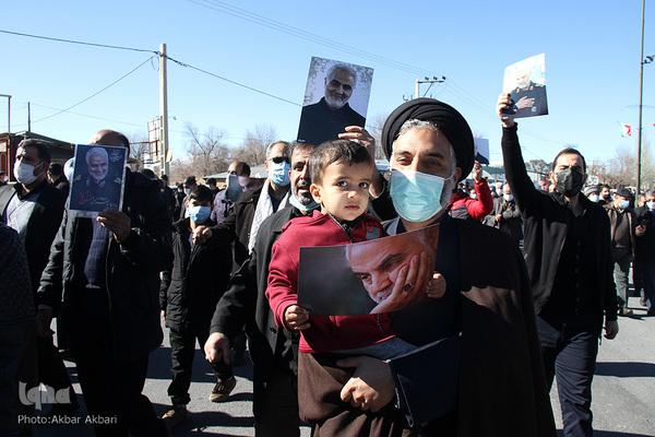 تشییع شهدای گمنام در شهرکرد‎‎