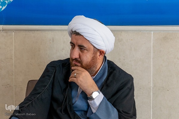 میزگرد بررسی چرایی عدم توفیق نمایندگان چهارمحال‌وبختیاری در مسابقات قرآن