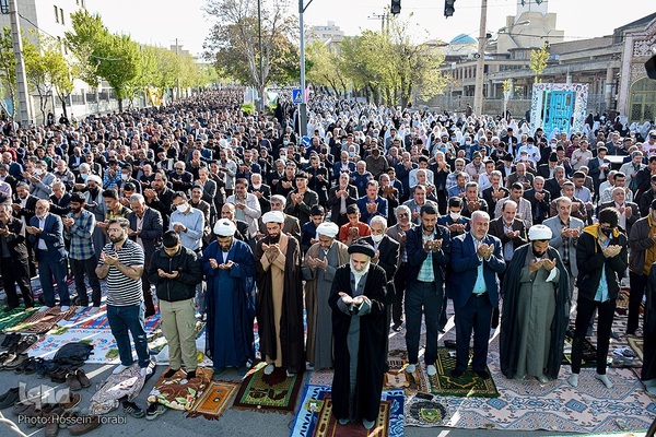 نماز عید سعید فطر در شهرکرد