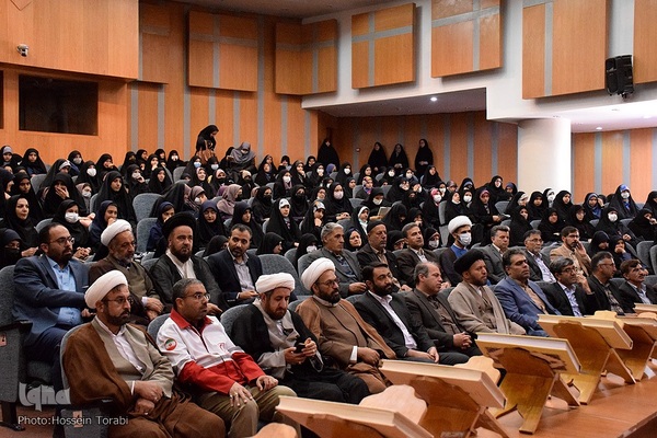 نمایشگاه قرآن چهارمحال‌وبختیاری نمایشگاه کتاب