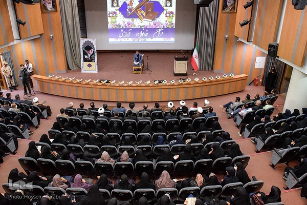 نمایشگاه قرآن چهارمحال‌وبختیاری نمایشگاه کتاب