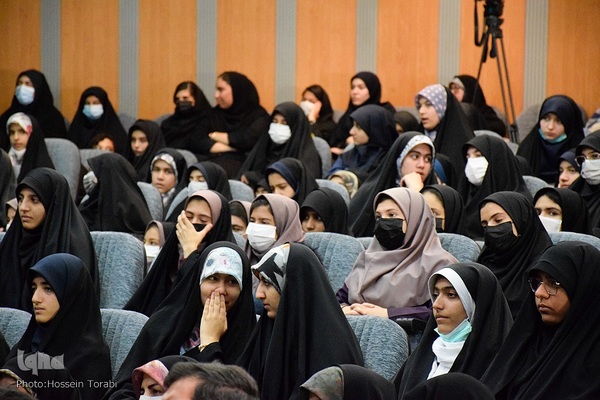 نمایشگاه قرآن چهارمحال‌وبختیاری نمایشگاه کتاب