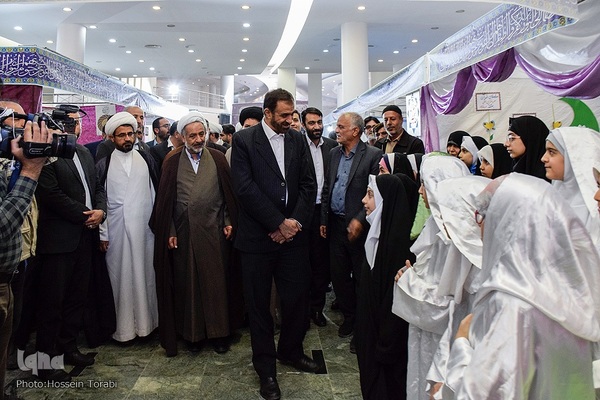 نمایشگاه قرآن چهارمحال‌وبختیاری نمایشگاه کتاب