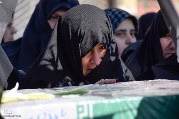 تشییع باشکوه ۸ شهید گمنام در شهرکرد