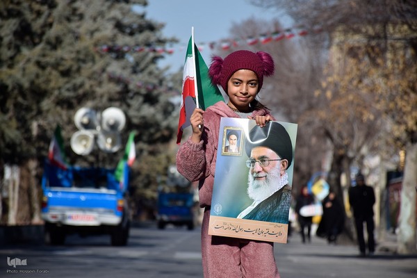 راهپیمایی بزرگ و با صلابت مردم شهرکرد در ۲۲ بهمن